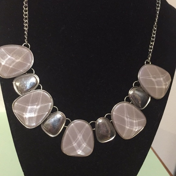 Statement Necklace jewelry 14 1/2”* - Picture 2 of 6